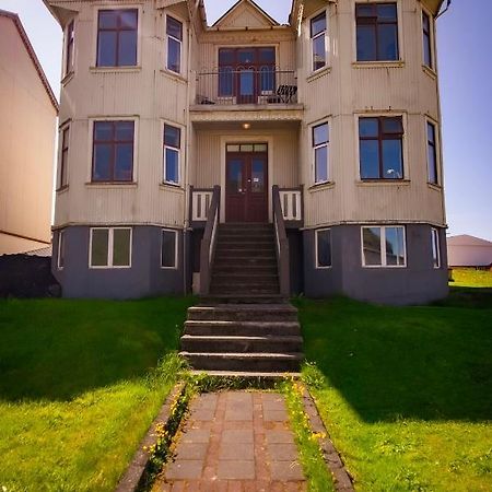 Guesthouse Holl Vestmannaeyjar Exterior photo