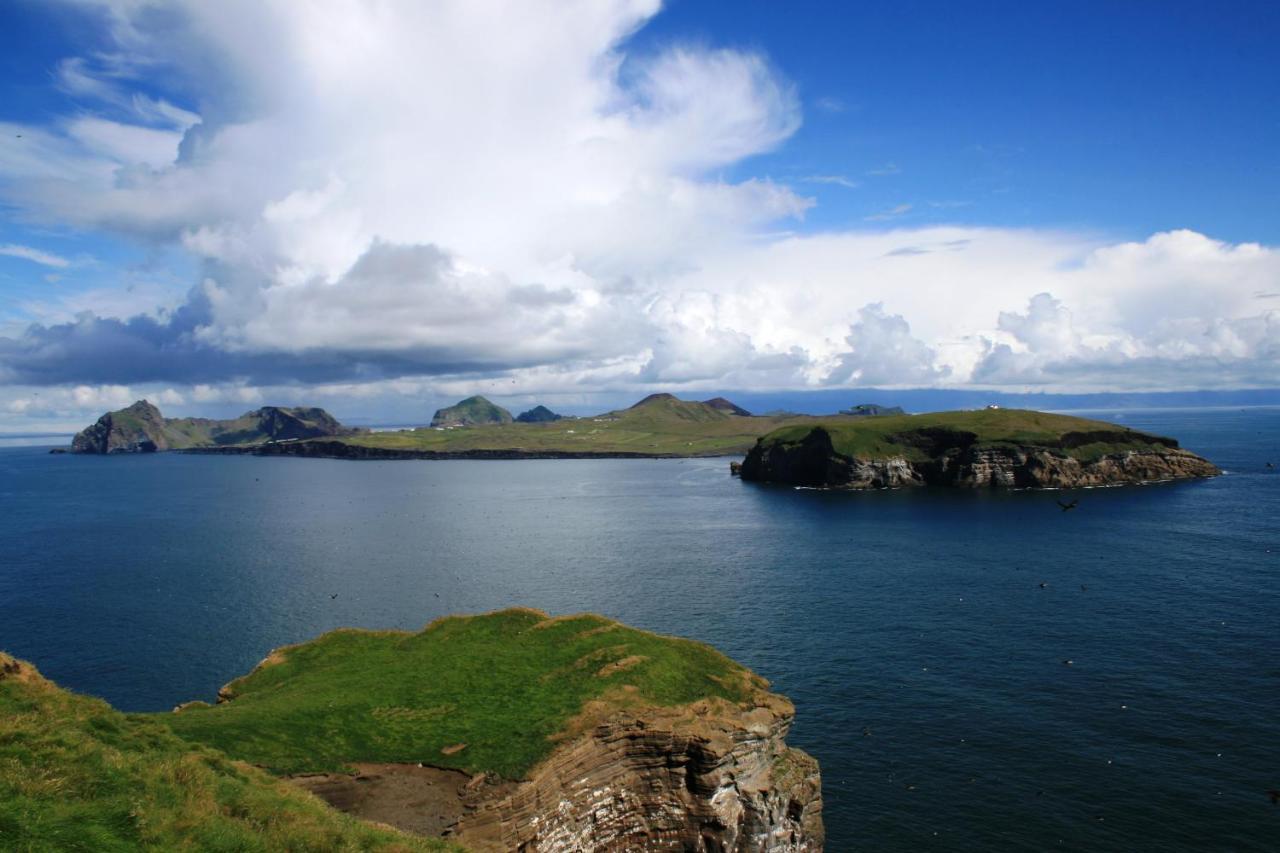 Guesthouse Holl Vestmannaeyjar Exterior photo