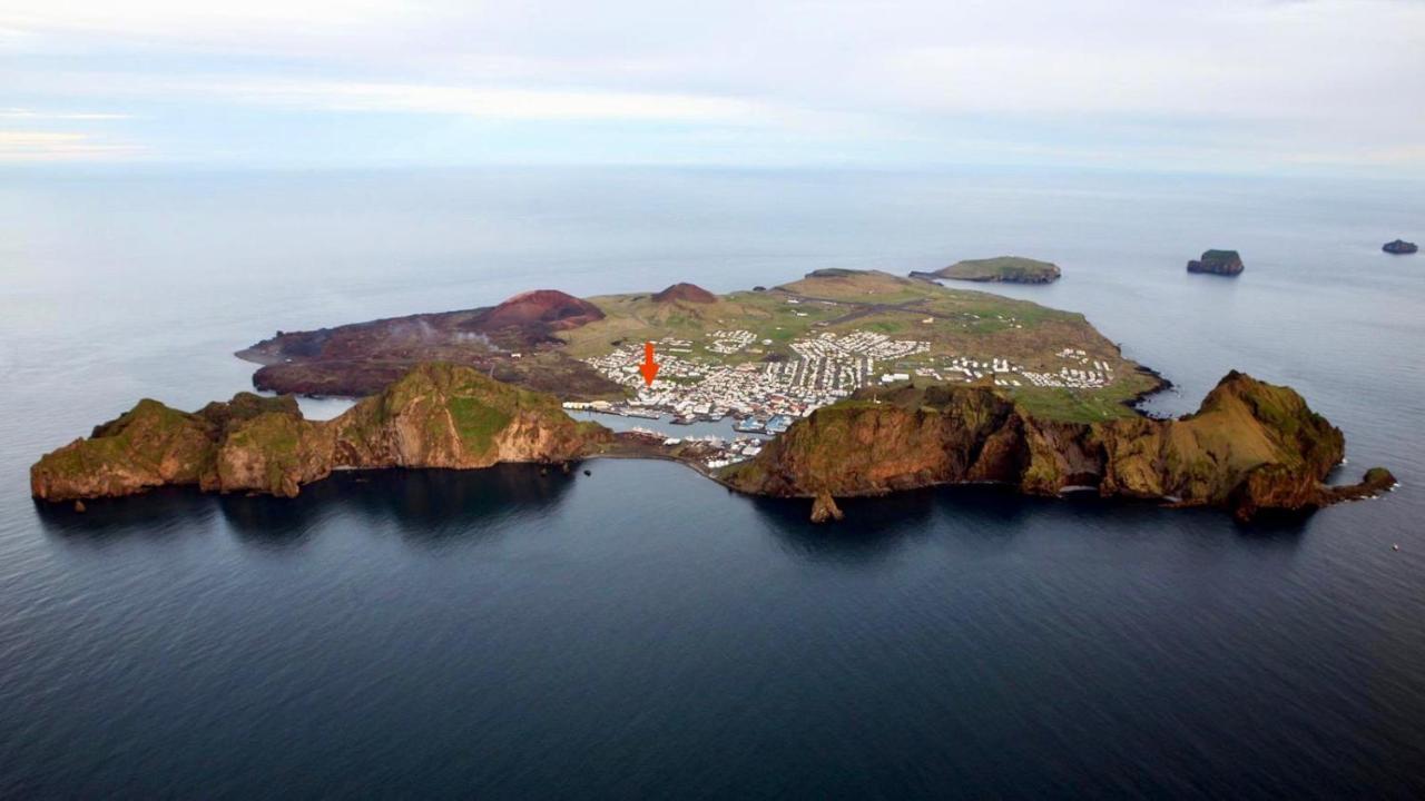 Guesthouse Holl Vestmannaeyjar Exterior photo